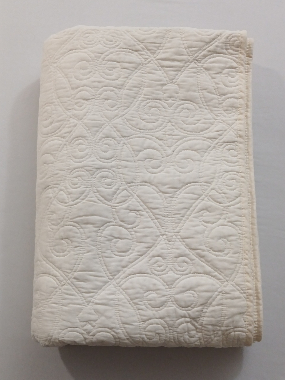 Laura Ashley Queen Quilt